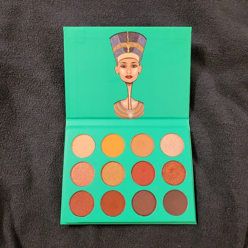 The Nubian by Juvia's Eyeshadow Pallet